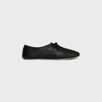 Buty sznurowane z jagnięcej skóry