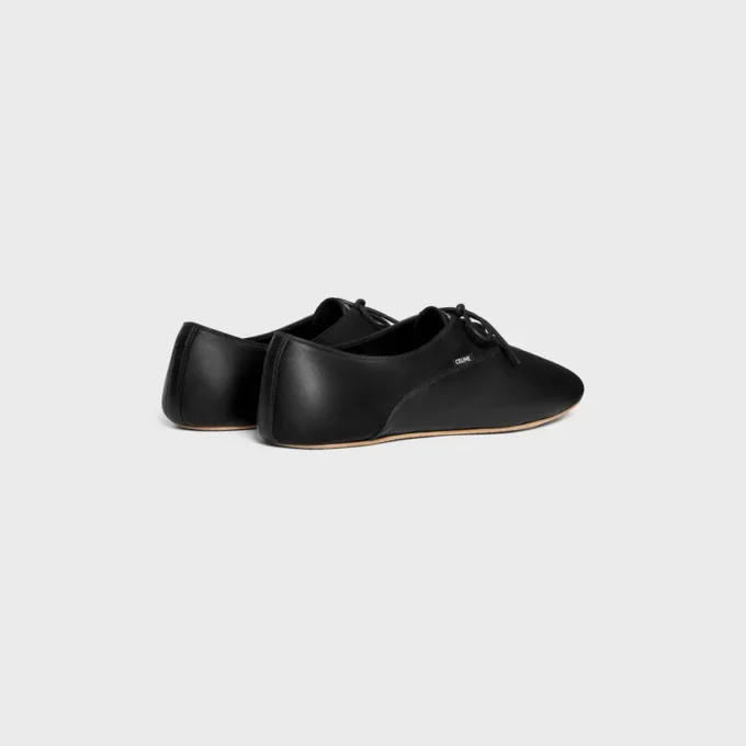 Buty sznurowane z jagnięcej skóry Buty sznurowane z jagnięcej skóry