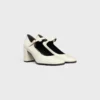 CELINE Lily Perforated Triomphe Babies z lakierowanej skóry cielęcej CELINE Lily Perforated Triomphe Babies z lakierowanej skóry cielęcej