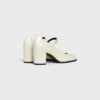 CELINE Lily Perforated Triomphe Babies z lakierowanej skóry cielęcej CELINE Lily Perforated Triomphe Babies z lakierowanej skóry cielęcej
