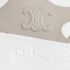 CELINE – trampki z blokowym obcasem z motywem Triomphe, wykonane ze skóry cielęcej CELINE – trampki z blokowym obcasem z motywem Triomphe, wykonane ze skóry cielęcej