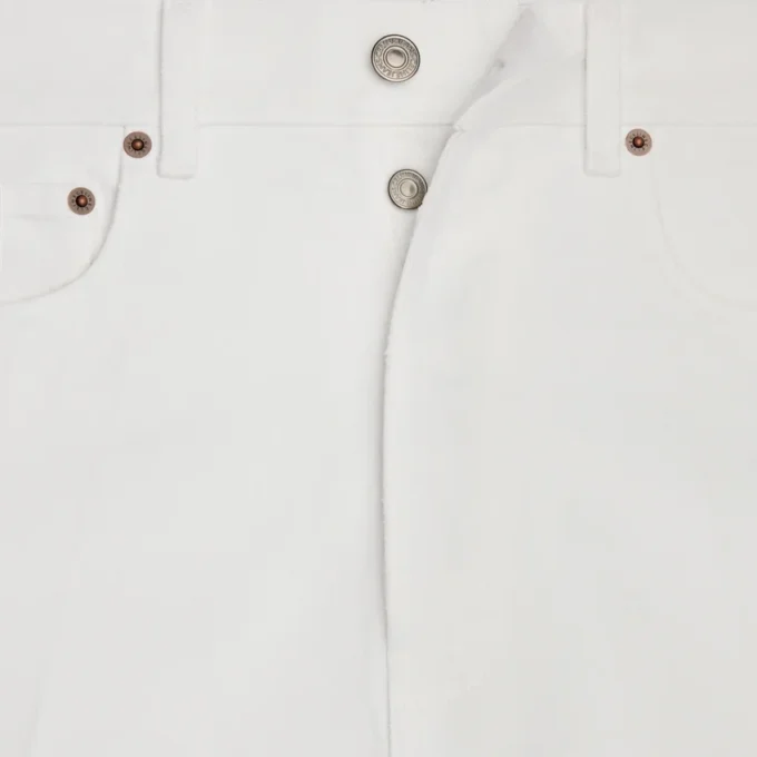 Dżinsy typu boyfriend 001 z bawełnianego denimu Dżinsy typu boyfriend 001 z bawełnianego denimu