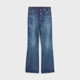 Dżinsy z rozszerzanymi nogawkami w kolorze ciemnego denimu