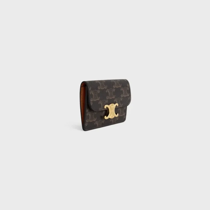 Etui na karty z klapką Triomphe Canvas Etui na karty z klapką Triomphe Canvas
