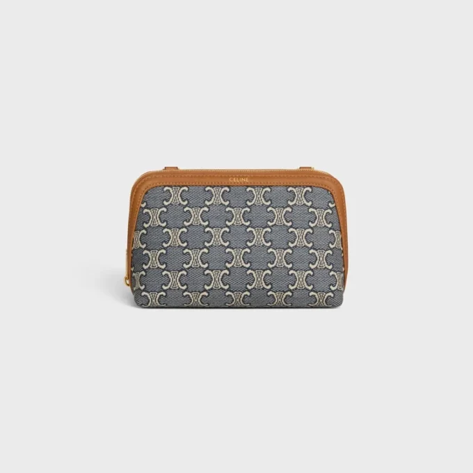 Kopertówka na łańcuszku z wzorem Jacquard Triomphe na całej powierzchni Kopertówka na łańcuszku z wzorem Jacquard Triomphe na całej powierzchni