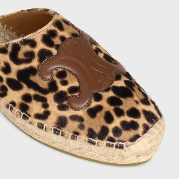 Les Espadrilles CELINE Mule z włosistej skóry cielęcej w panterkę