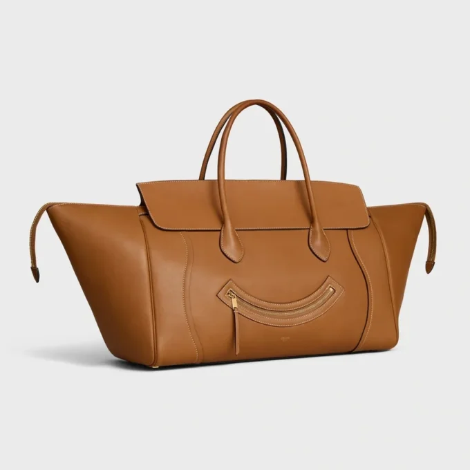 Luggage Big Smile z naturalnej, miękkiej skóry cielęcej
