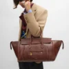 Luggage z miękkiej, błyszczącej skóry jagnięcej Luggage z miękkiej, błyszczącej skóry jagnięcej