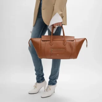 Luggage z miękkiej, błyszczącej skóry jagnięcej