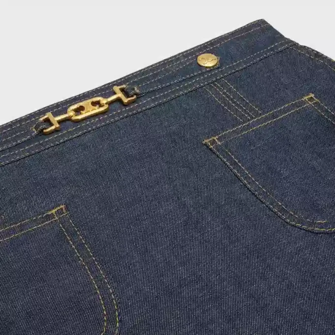Mini spódniczka o kroju Trapeze z surowego denimu Mini spódniczka o kroju Trapeze z surowego denimu