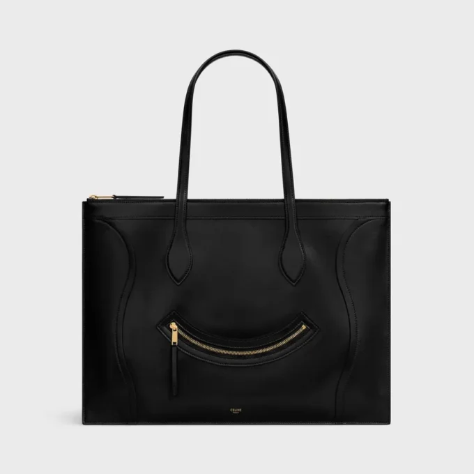 Płaska torba Luggage z błyszczącej skóry cielęcej Płaska torba Luggage z błyszczącej skóry cielęcej