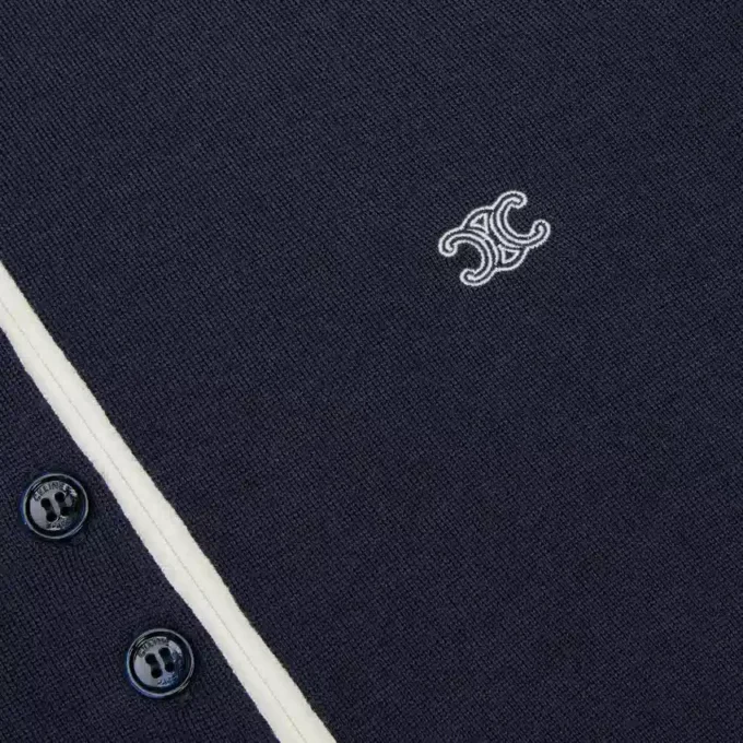 Sweter polo z delikatnego kaszmiru i jedwabiu Sweter polo z delikatnego kaszmiru i jedwabiu