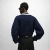 Sweter z dekoltem w serek z kaszmiru Sweter z dekoltem w serek z kaszmiru