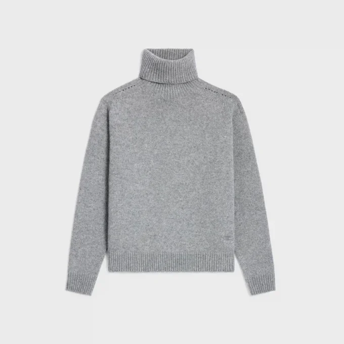 Sweter z golfem z bezszwowego kaszmiru Sweter z golfem z bezszwowego kaszmiru