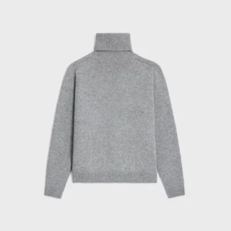 Sweter z golfem z bezszwowego kaszmiru Sweter z golfem z bezszwowego kaszmiru