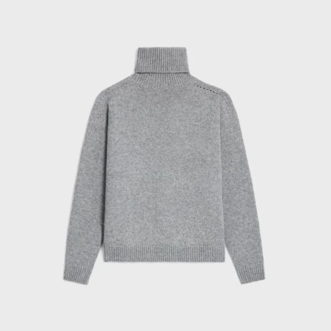 Sweter z golfem z bezszwowego kaszmiru Sweter z golfem z bezszwowego kaszmiru