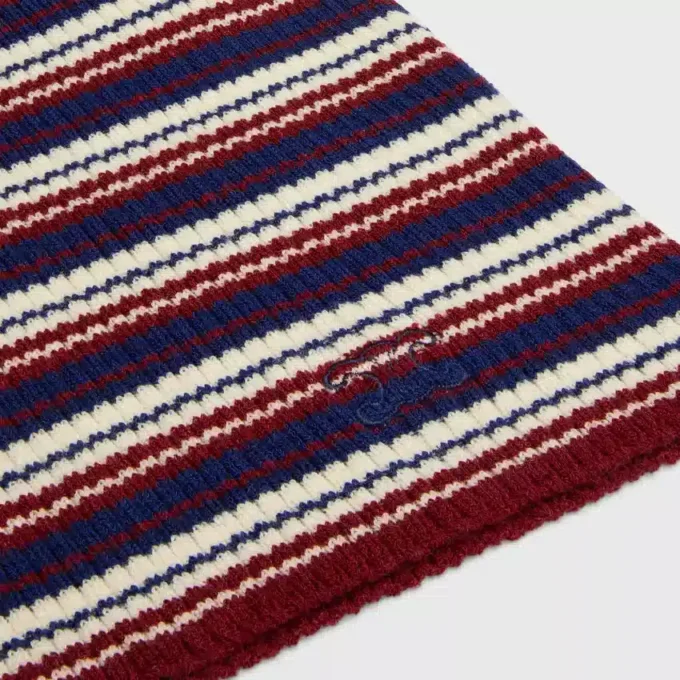 Sweter z golfem z wełny w prążki Sweter z golfem z wełny w prążki
