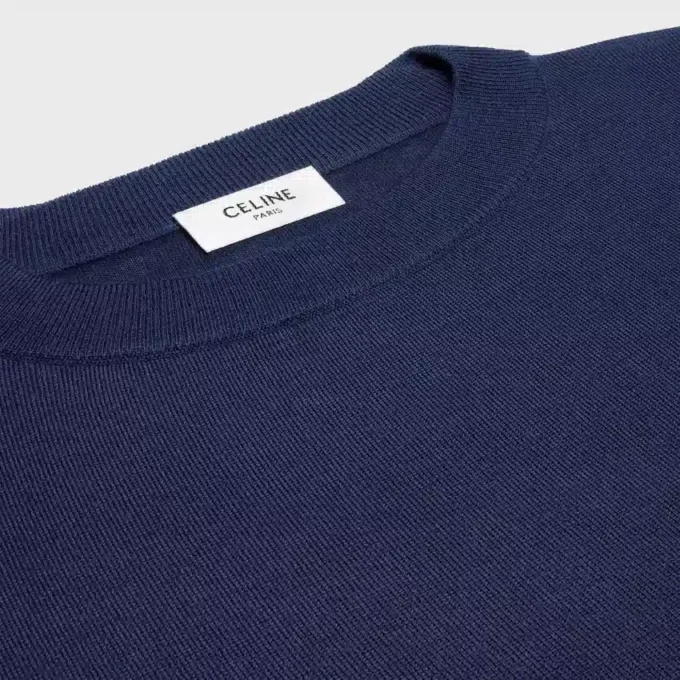 Sweter z okrągłym dekoltem z cienkiego kaszmiru Sweter z okrągłym dekoltem z cienkiego kaszmiru