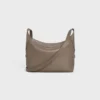 Torba crossbody Harry z ziarnistej skóry cielęcej Torba crossbody Harry z ziarnistej skóry cielęcej