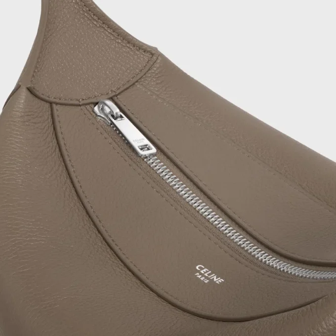 Torba crossbody Harry z ziarnistej skóry cielęcej Torba crossbody Harry z ziarnistej skóry cielęcej