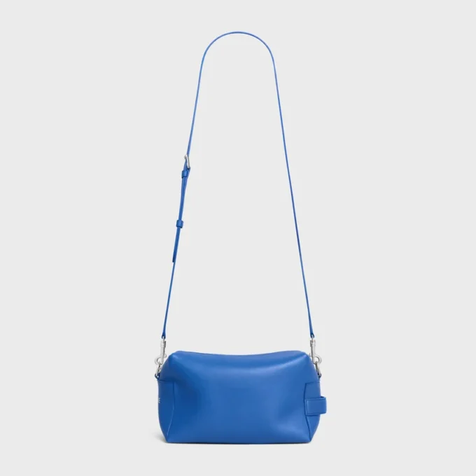 Torebka crossbody Take Away z gładkiej skóry cielęcej Torebka crossbody Take Away z gładkiej skóry cielęcej