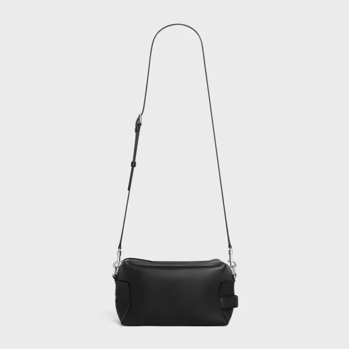 Torebka crossbody Take Away z gładkiej skóry cielęcej Torebka crossbody Take Away z gładkiej skóry cielęcej