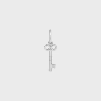 Wisiorek Triomphe Key z mosiądzu z wykończeniem rodowanym